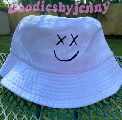 White smiley bucket hat